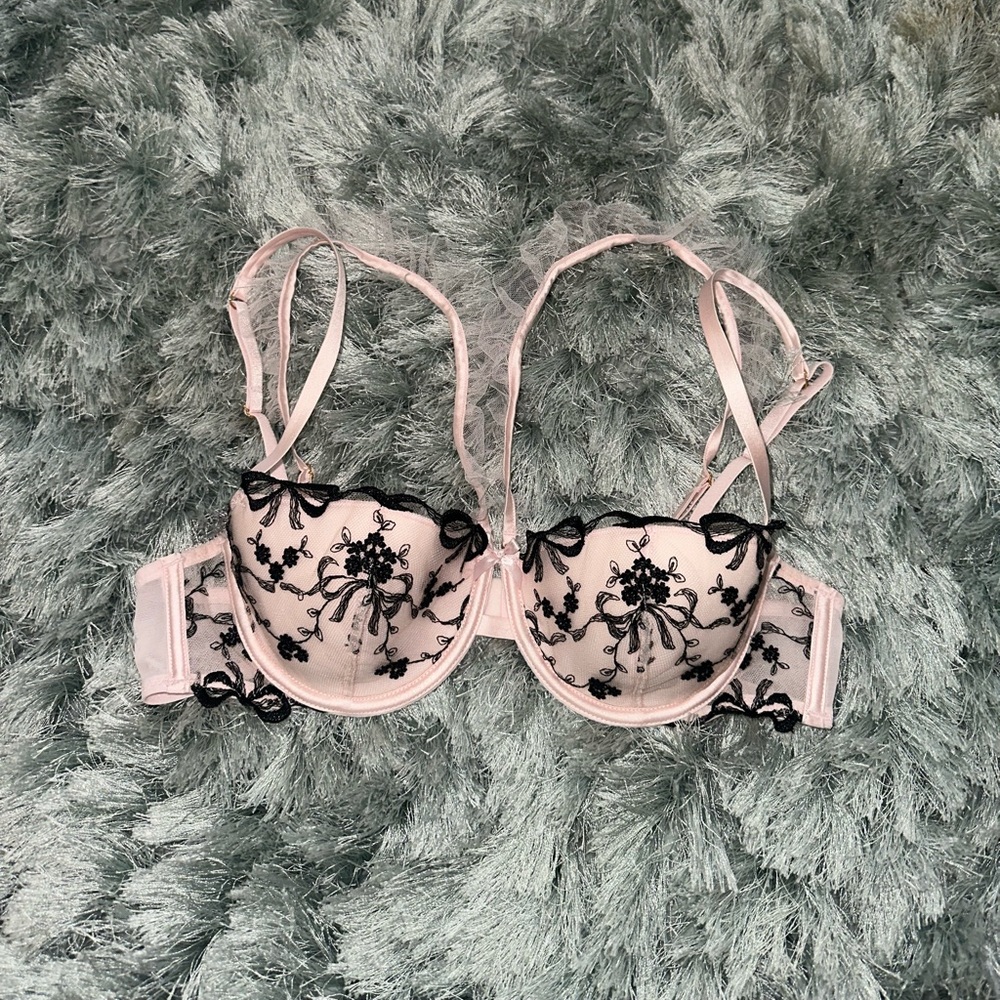 Victoria’s Secret bra